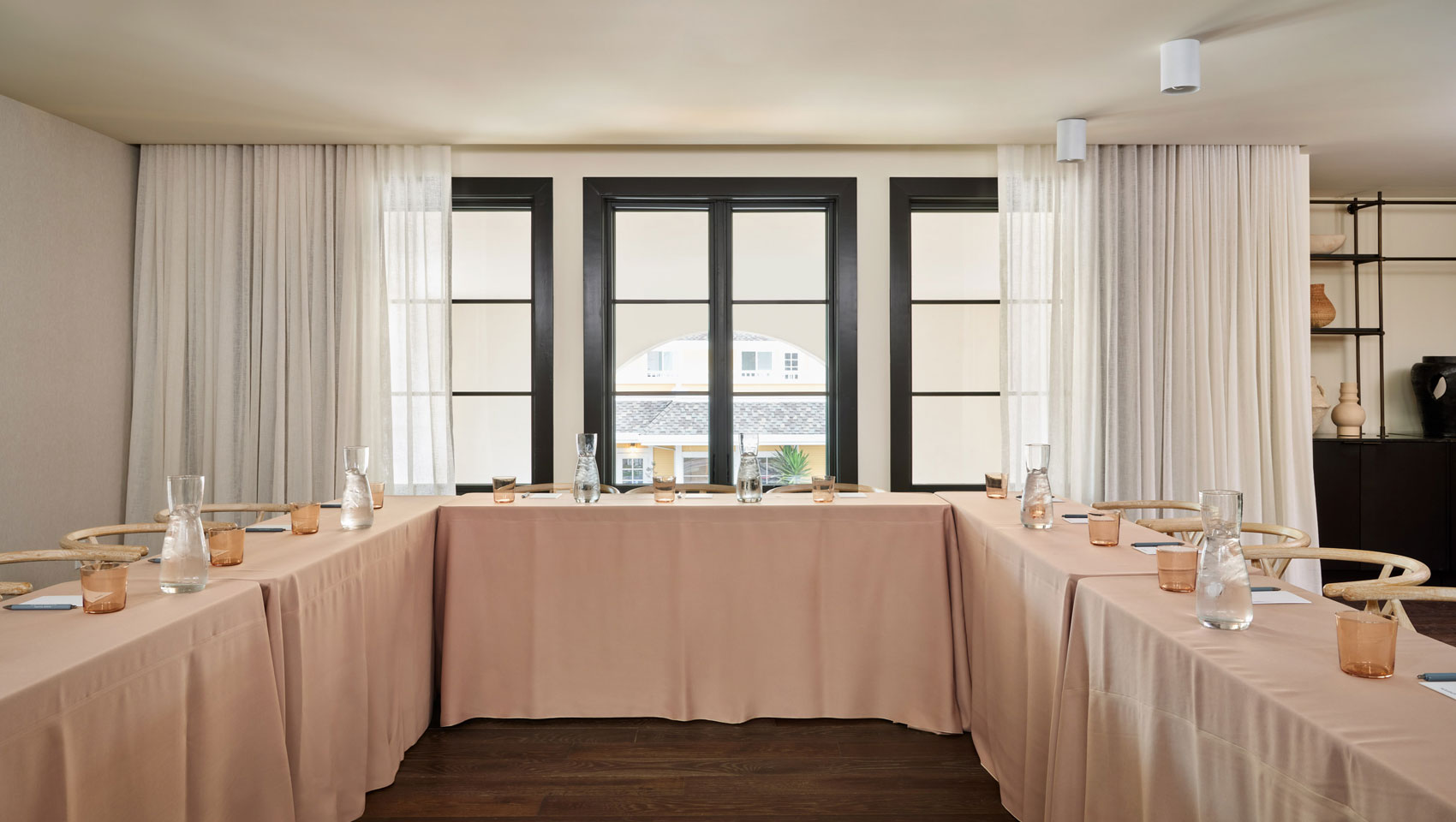 Kimpton Mirador Meeting Room