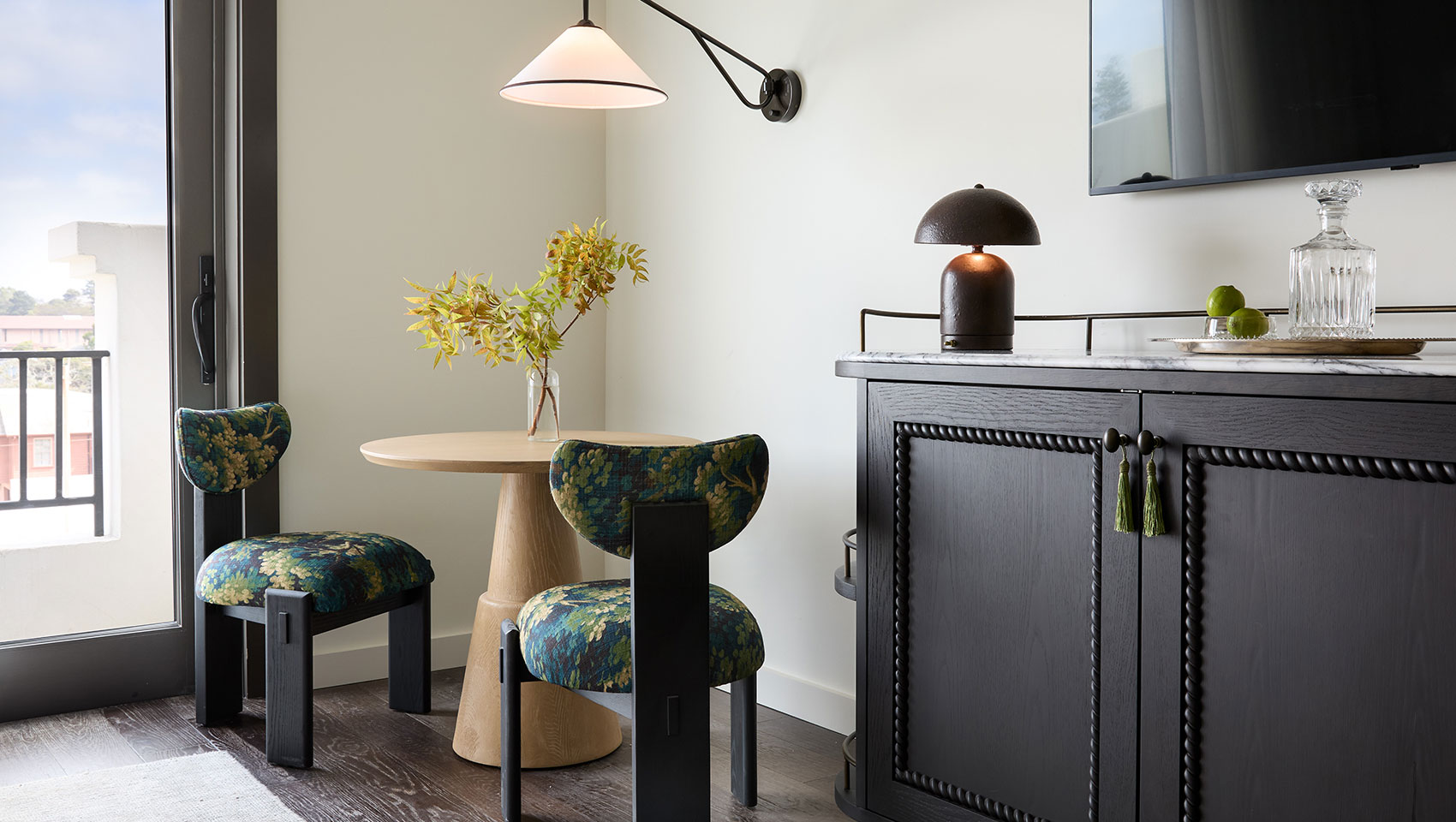 mirador lounge area of guestroom